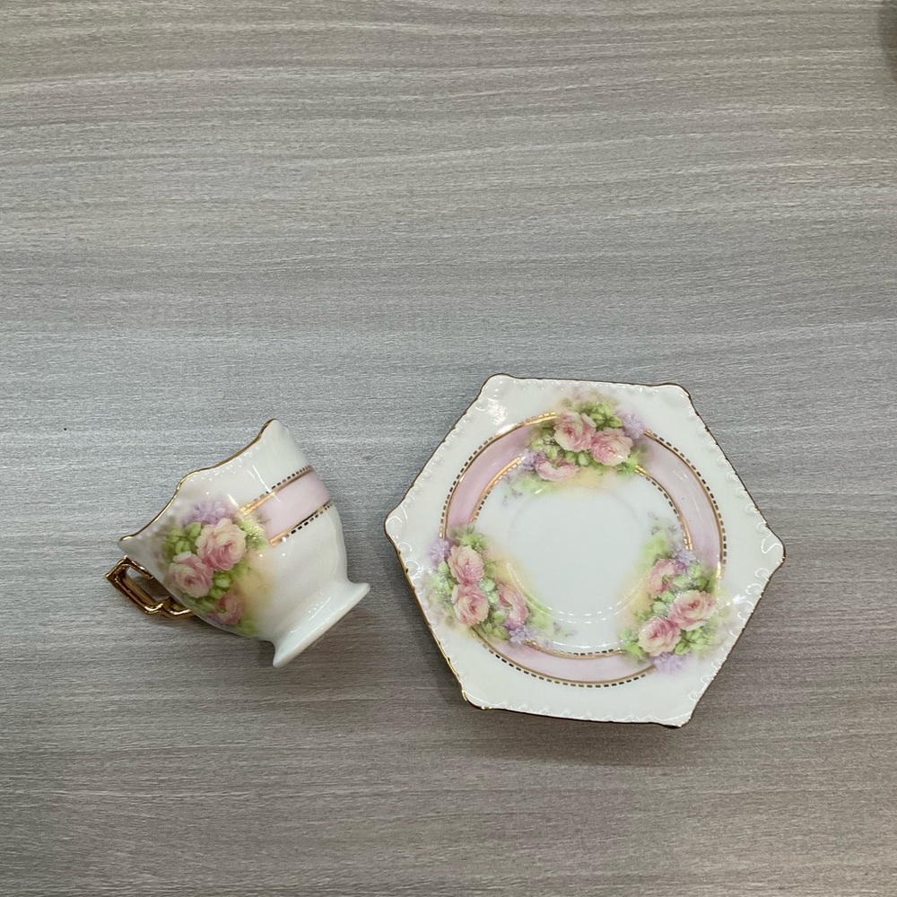 ANTIQUE B. RAINEY TEACUP AMD SAUCER - Picture 6 of 9